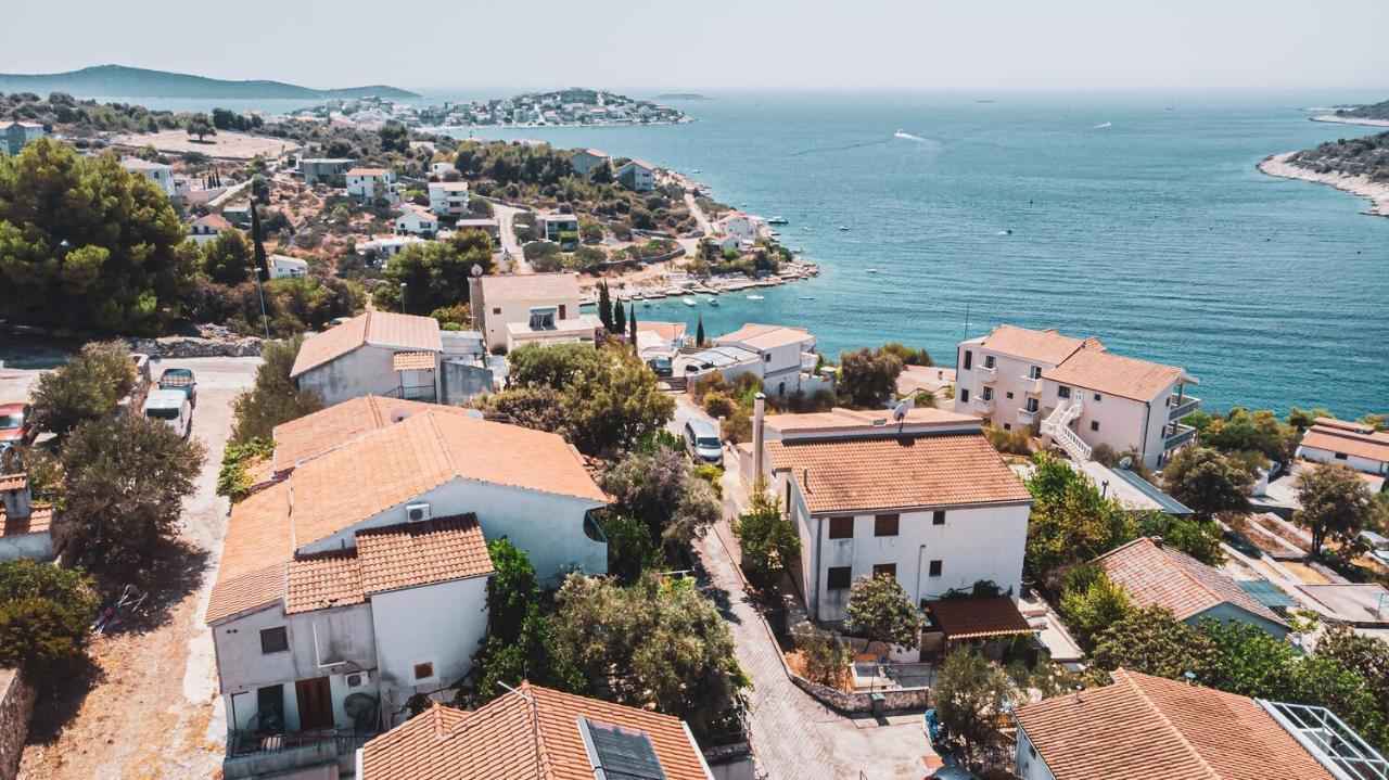 Fully Renovated One Bedroom Apartment With A Seaview - A Sevid Eksteriør billede